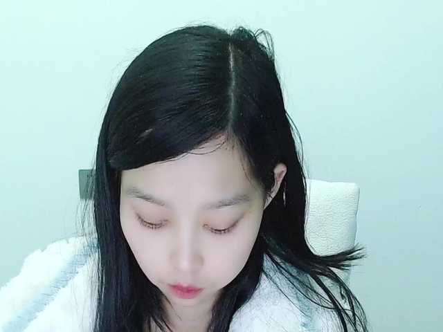 Selinababy99's BongaCams show and profile