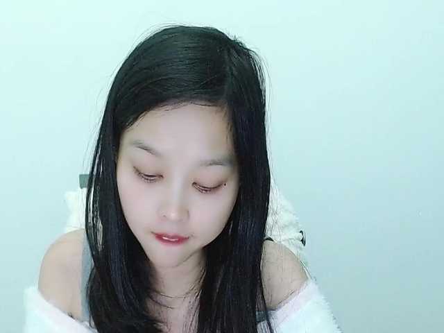 Selinababy99's BongaCams show and profile