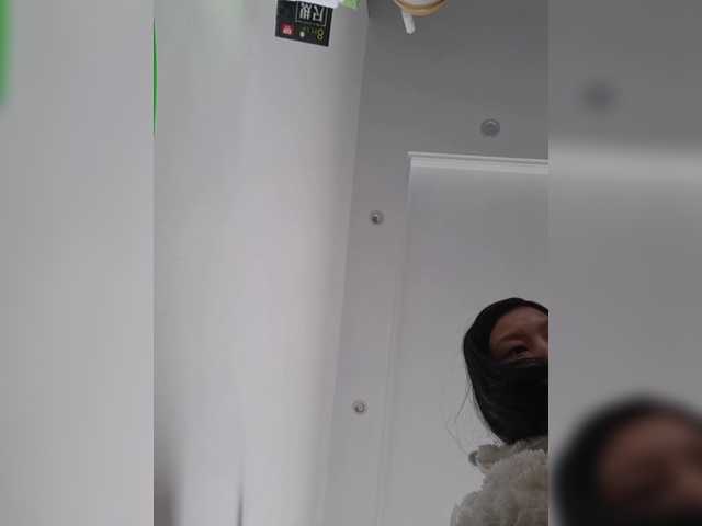 Selinababy99's BongaCams show and profile