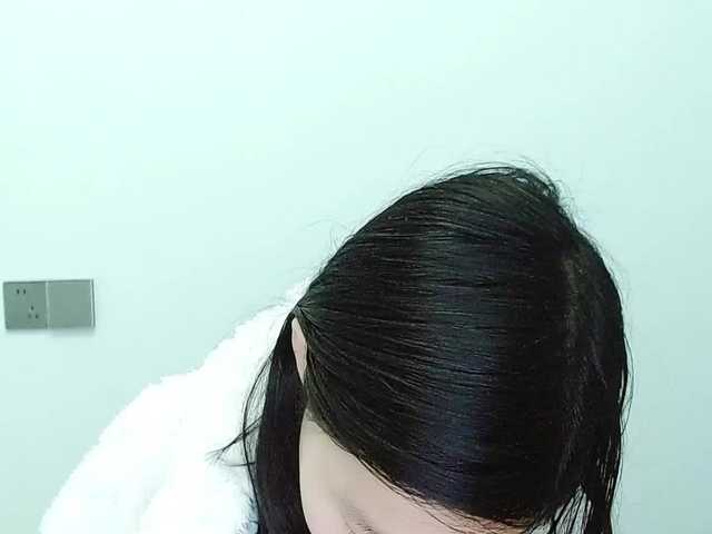 Selinababy99's BongaCams show and profile