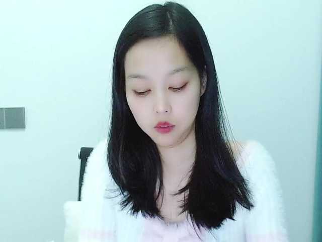 Selinababy99's BongaCams show and profile