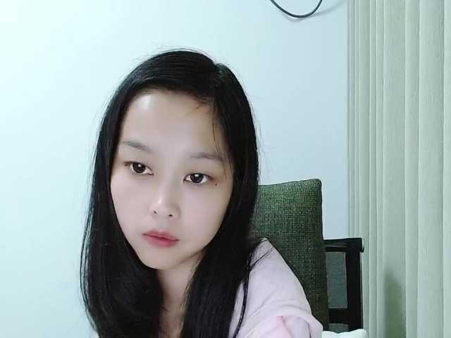 Selinababy99's BongaCams show and profile