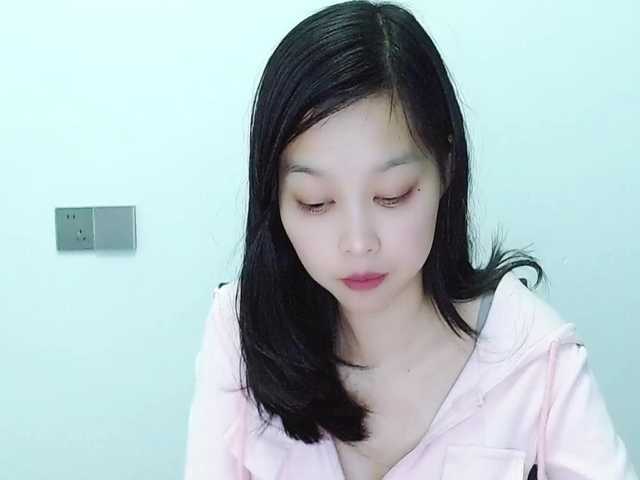 Selinababy99's BongaCams show and profile