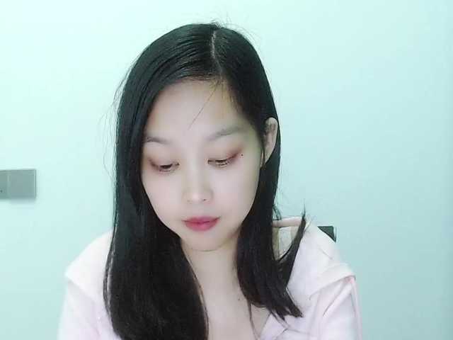 Selinababy99's BongaCams show and profile