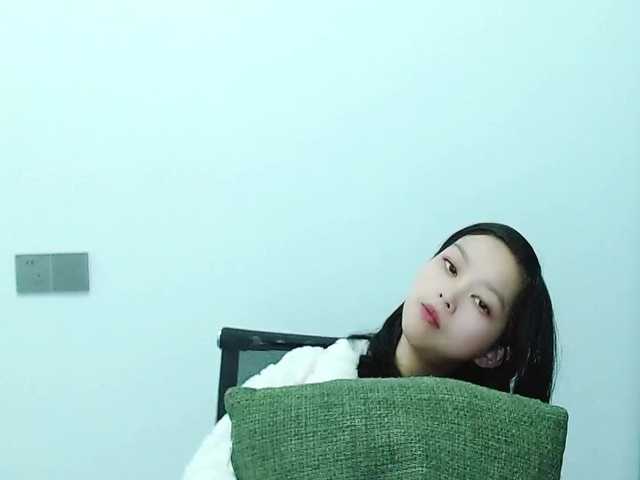 Selinababy99's BongaCams show and profile