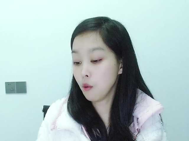 Selinababy99's BongaCams show and profile