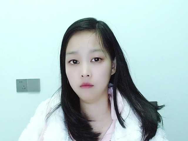 Selinababy99's BongaCams show and profile