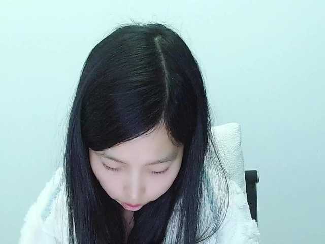 Selinababy99's BongaCams show and profile