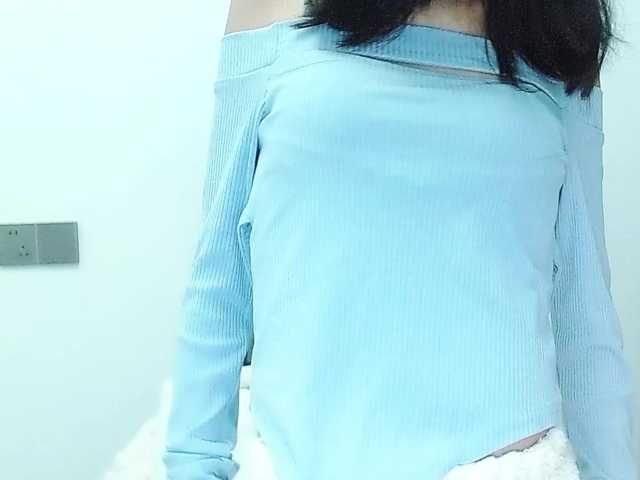 Selinababy99's BongaCams show and profile