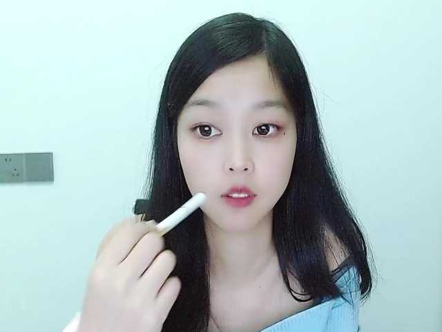 Selinababy99's BongaCams show and profile