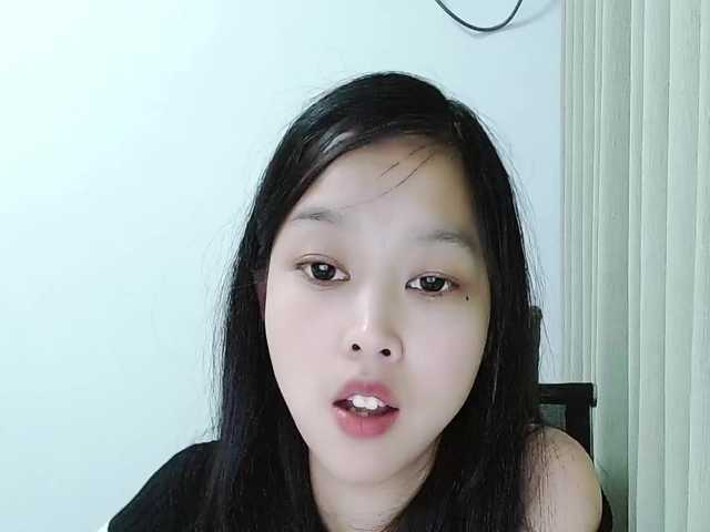 Selinababy99's BongaCams show and profile