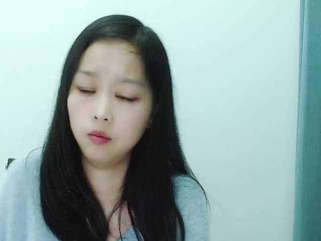 Selinababy99's BongaCams show and profile