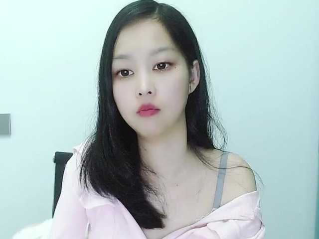 Selinababy99's BongaCams show and profile