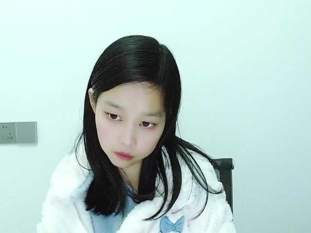 Selinababy99's BongaCams show and profile