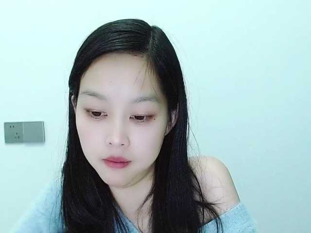 Selinababy99's BongaCams show and profile