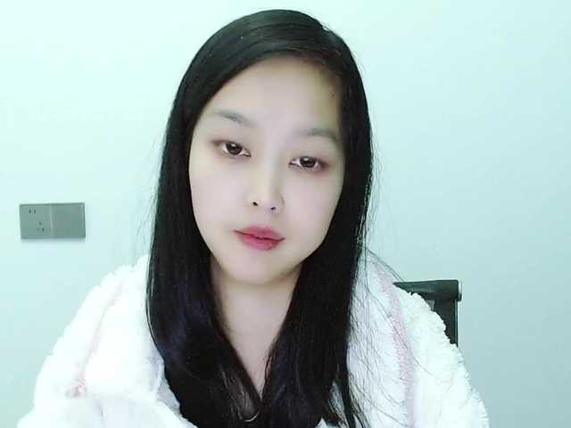 Selinababy99's BongaCams show and profile