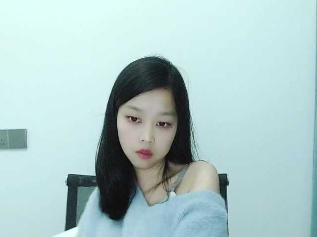 Selinababy99's BongaCams show and profile