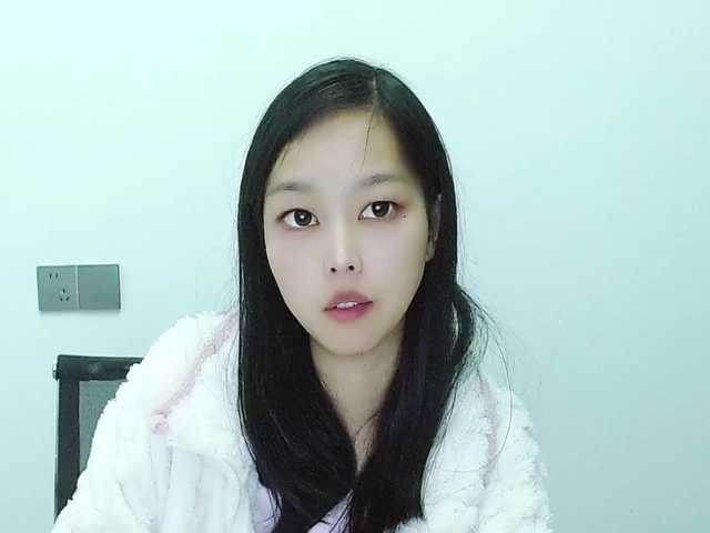 Selinababy99's BongaCams show and profile