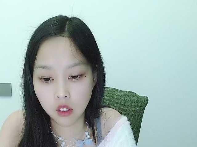 Selinababy99's BongaCams show and profile