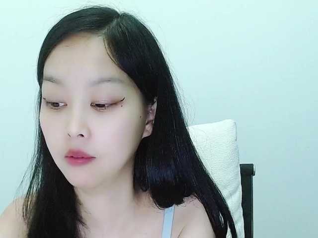 Selinababy99's BongaCams show and profile