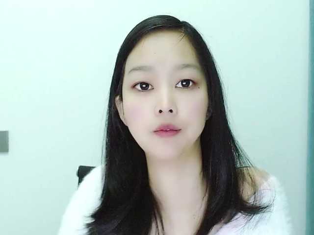 Selinababy99's BongaCams show and profile