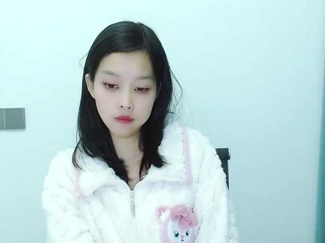 Selinababy99's BongaCams show and profile