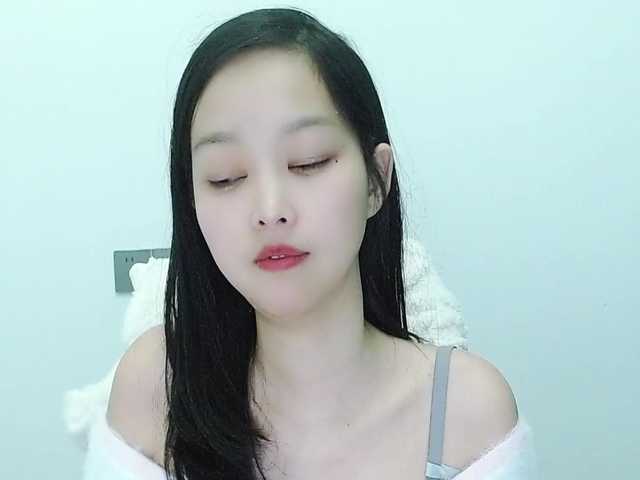 Selinababy99's BongaCams show and profile