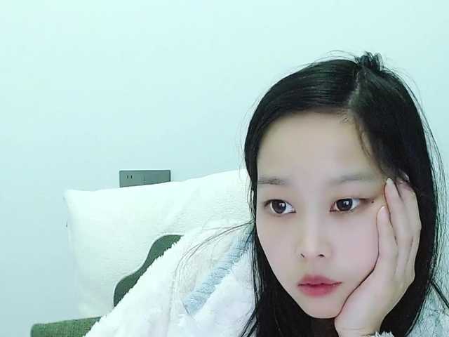 Selinababy99's BongaCams show and profile