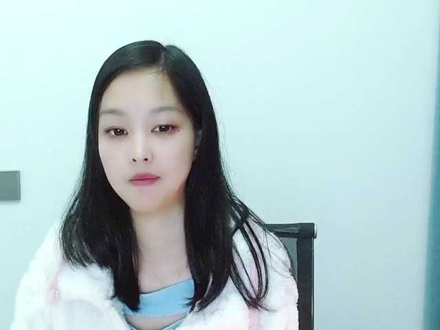 Selinababy99's BongaCams show and profile