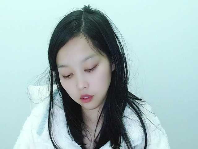 Selinababy99's BongaCams show and profile