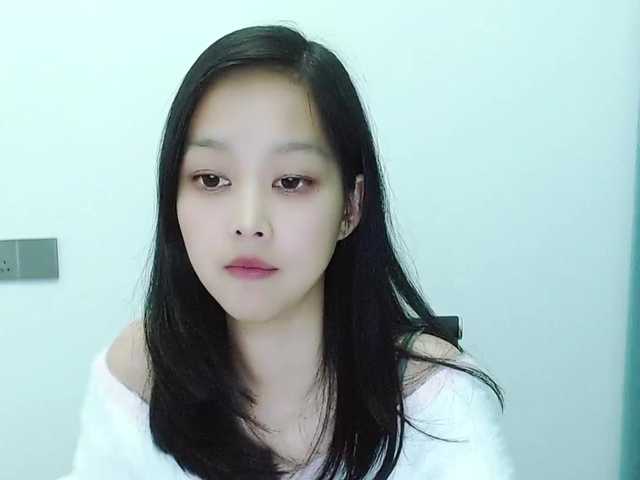 Selinababy99's BongaCams show and profile