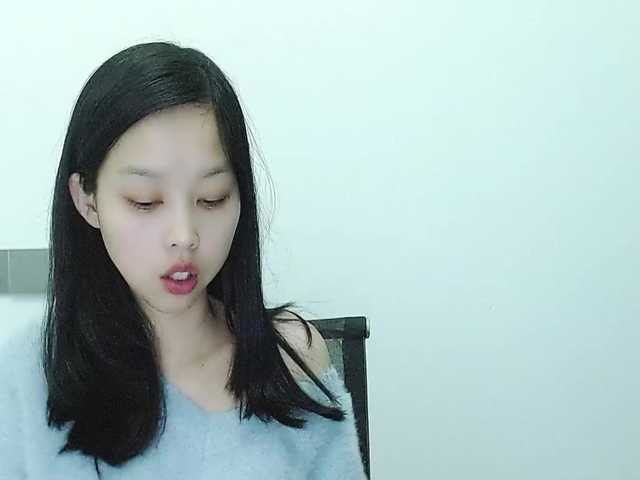 Selinababy99's BongaCams show and profile