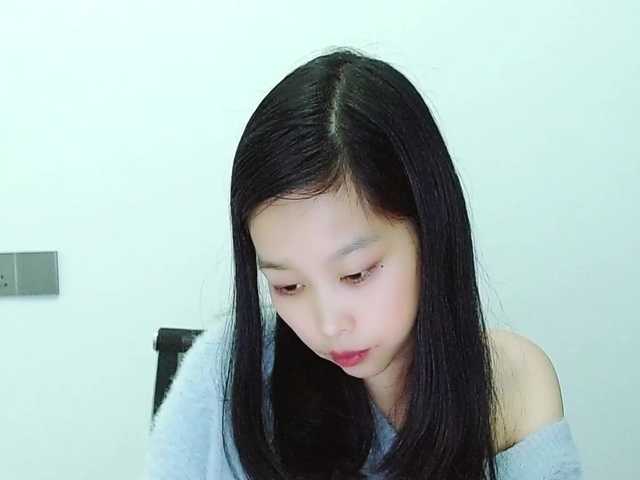 Selinababy99's BongaCams show and profile