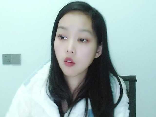 Selinababy99's BongaCams show and profile