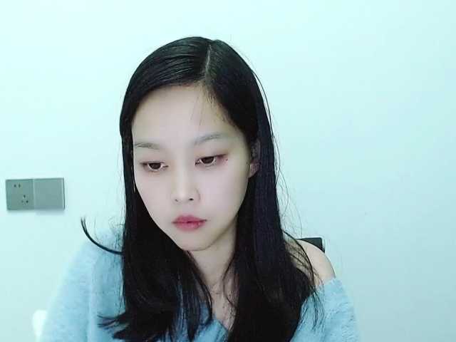 Selinababy99's BongaCams show and profile