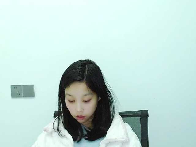 Selinababy99's BongaCams show and profile