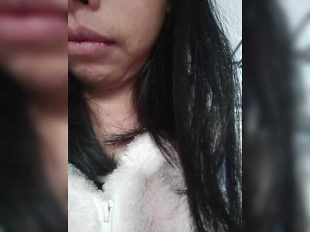 Selinababy99's BongaCams show and profile