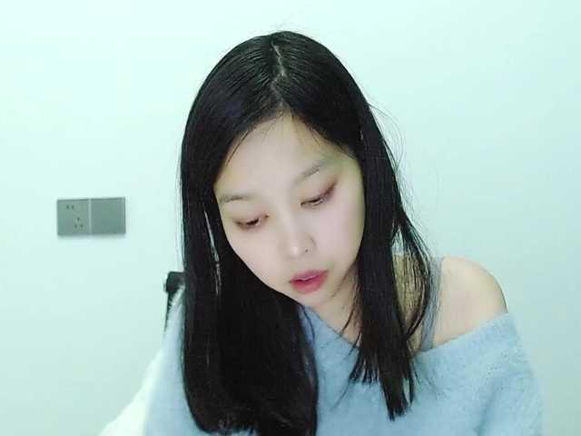 Selinababy99's BongaCams show and profile