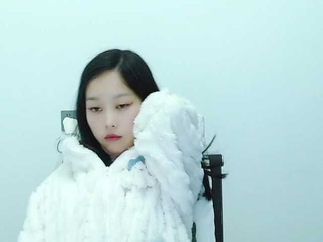 Selinababy99's BongaCams show and profile