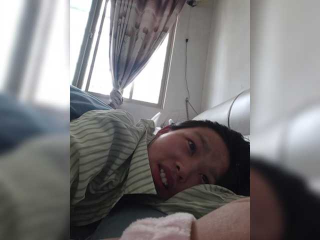 Selinababy99's BongaCams show and profile