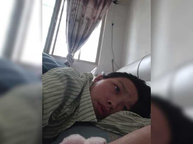 Selinababy99's BongaCams show and profile