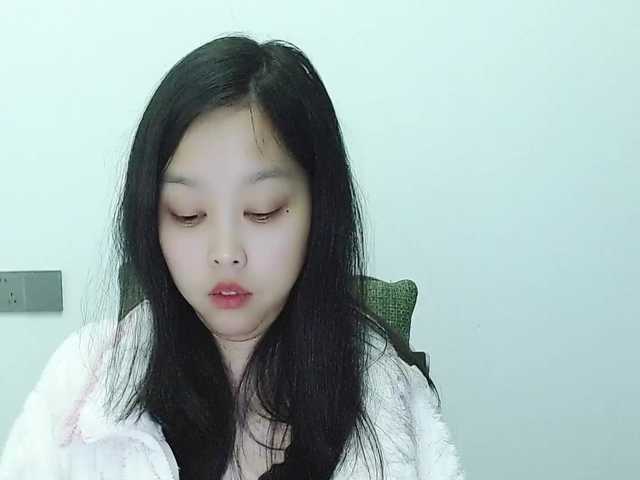 Selinababy99's BongaCams show and profile