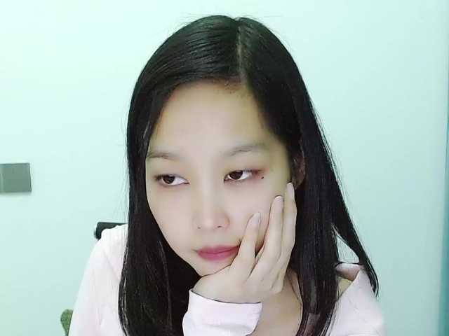 Selinababy99's BongaCams show and profile