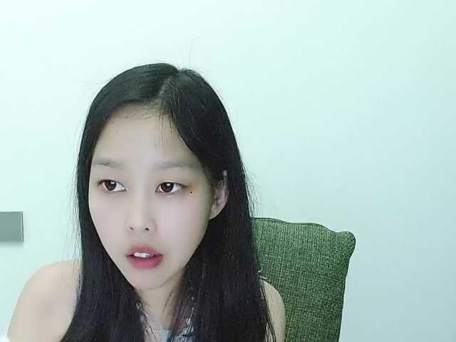 Selinababy99's BongaCams show and profile