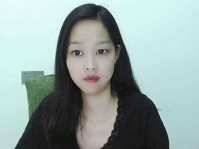 Selinababy99's BongaCams show and profile