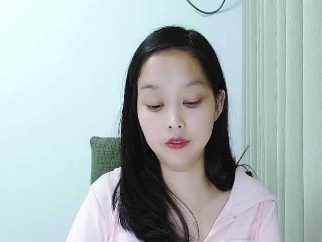 Selinababy99's BongaCams show and profile