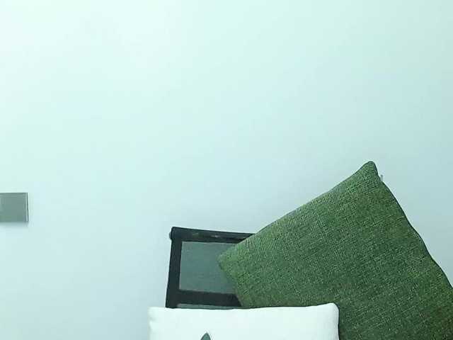 Selinababy99's BongaCams show and profile