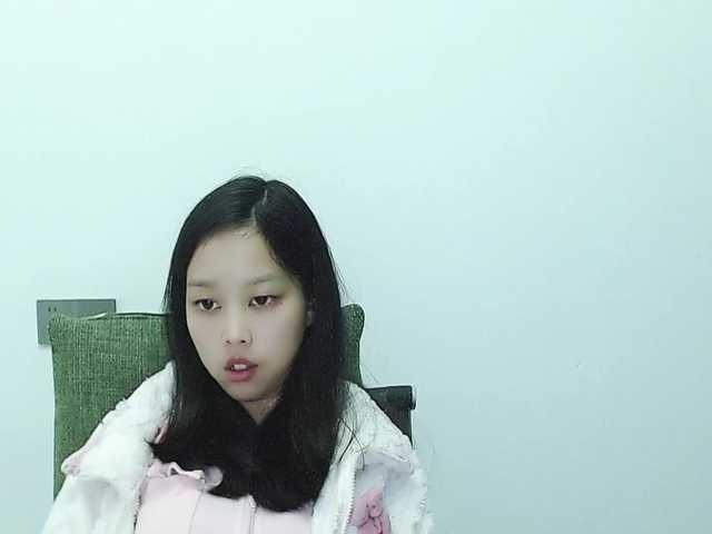 Selinababy99's BongaCams show and profile