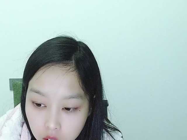 Selinababy99's BongaCams show and profile