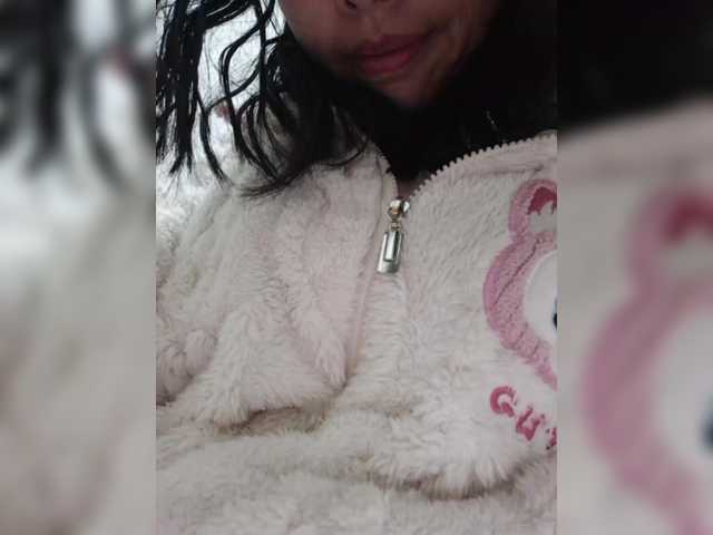 Selinababy99's BongaCams show and profile